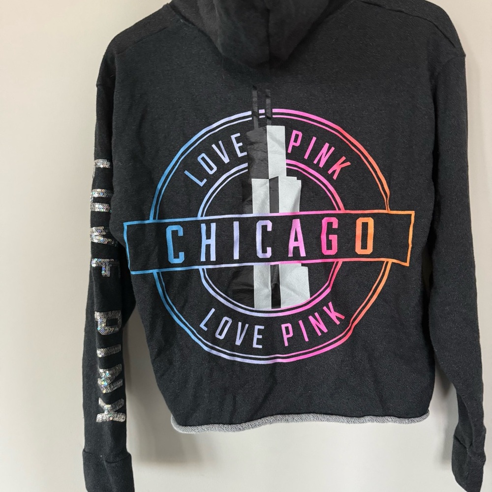 VS Victorias Secret Pink Grey Glittered Chicago Cropped Hoodie Sweatshirt - Picture 9 of 13